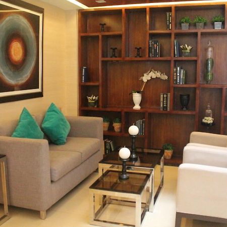Pasig City Stradella Hotel מראה חיצוני תמונה