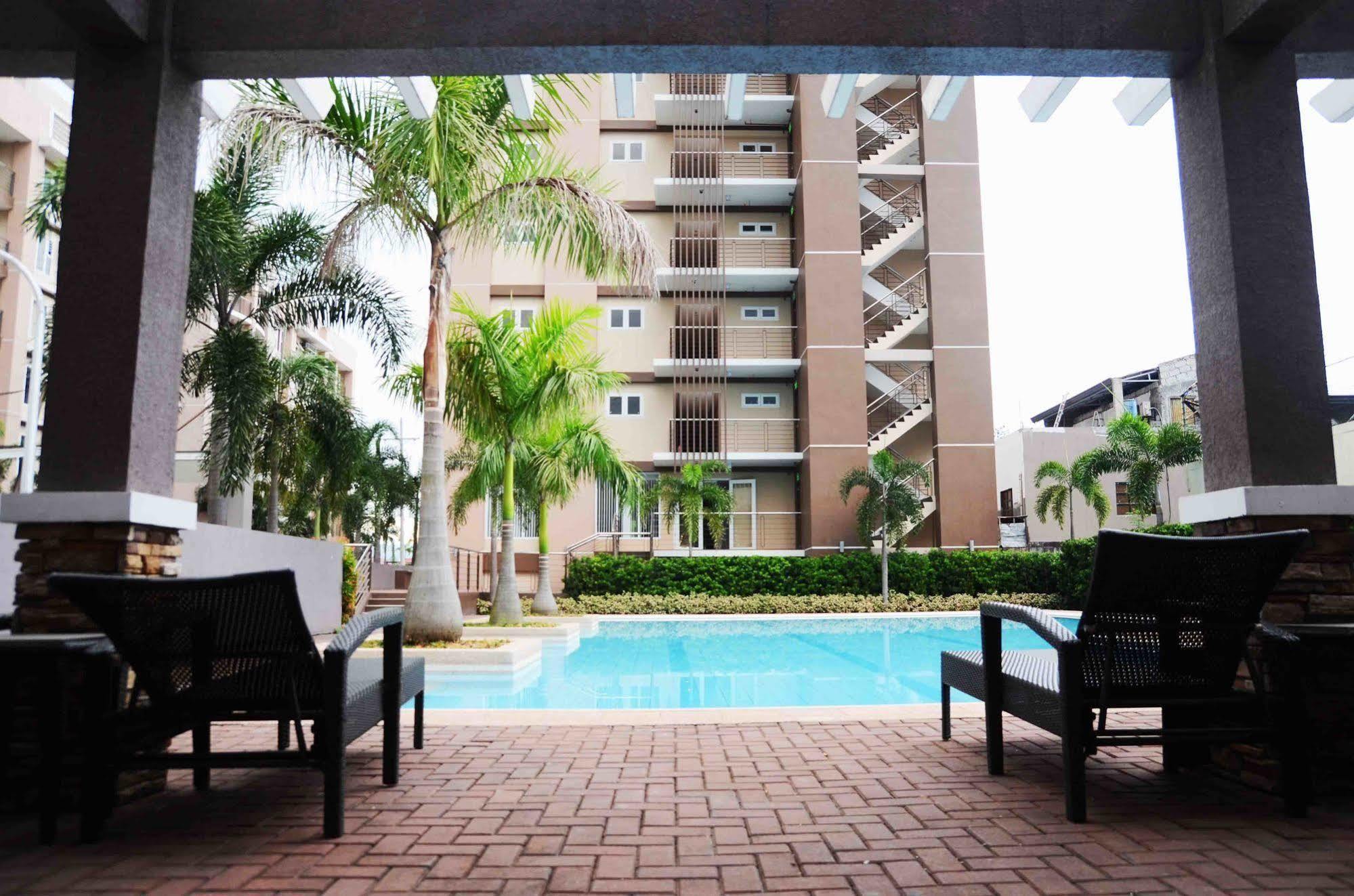 Pasig City Stradella Hotel מראה חיצוני תמונה
